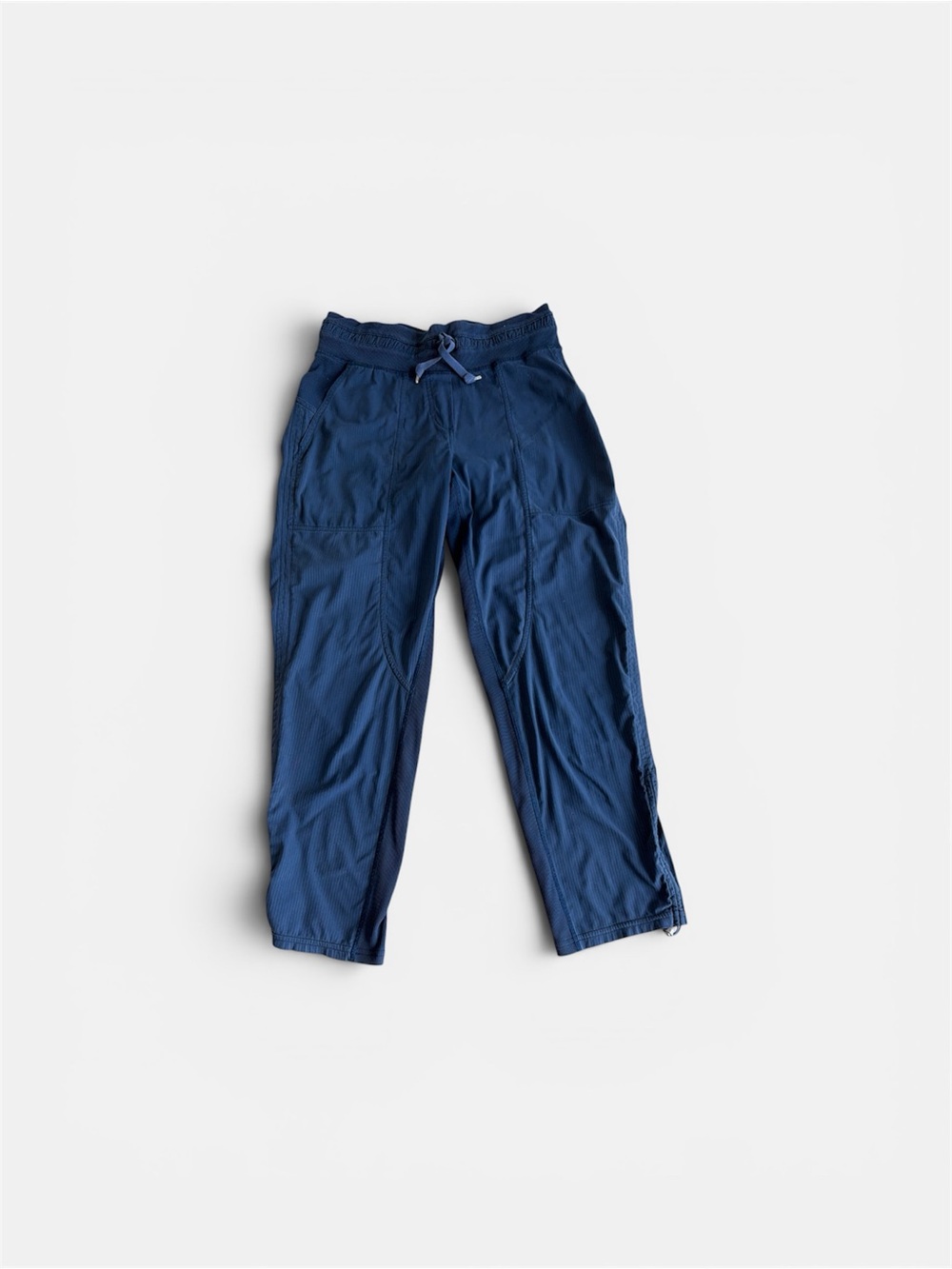 lululemon athletica Women's Navy Blue Drawstring Joggers size 4